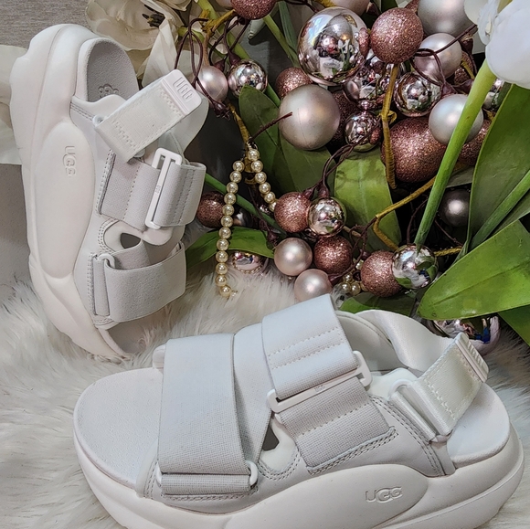 Ugg LA Cloud Sport Women Sandals new - Picture 4 of 10